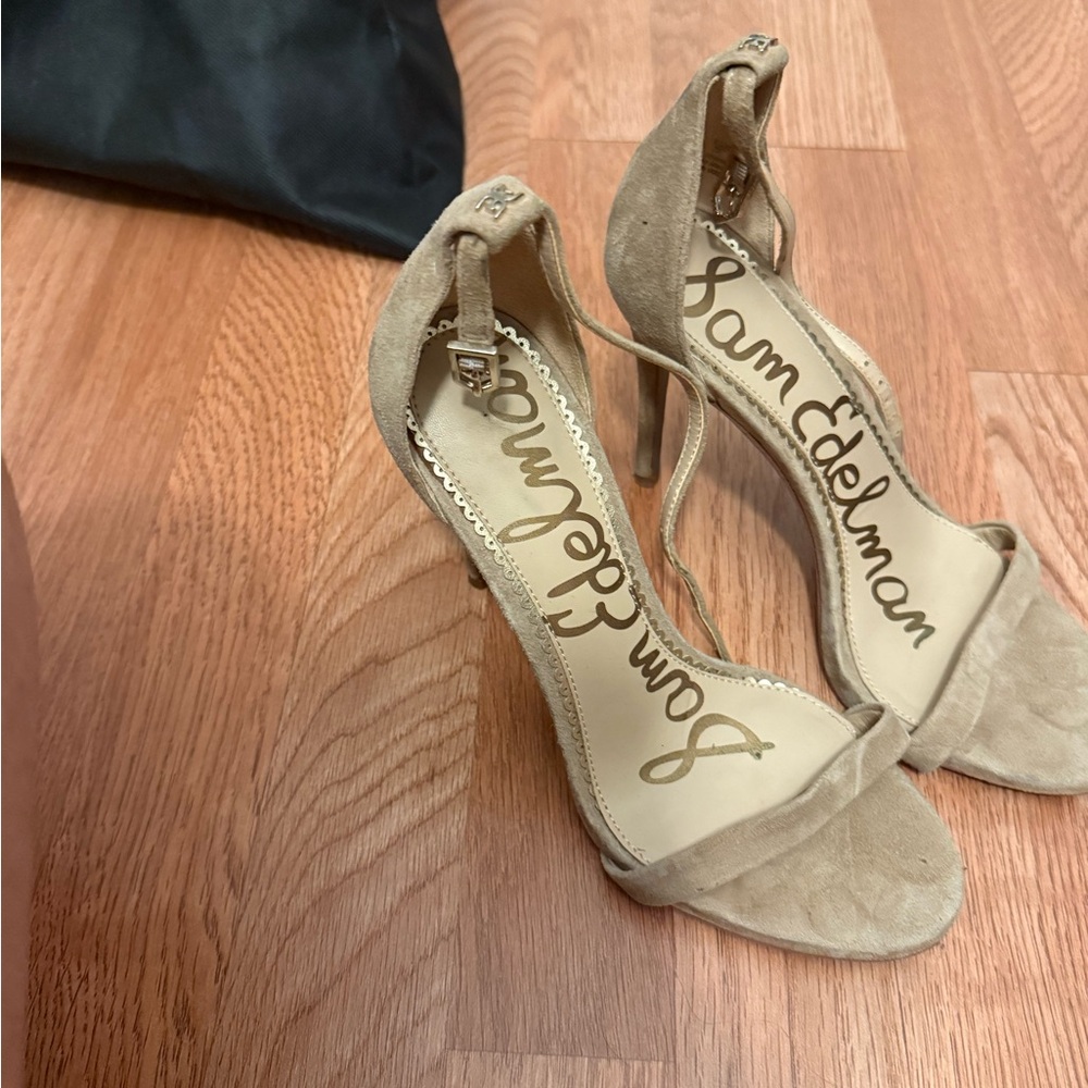 Sam Edelman Tan Heels Classic Design